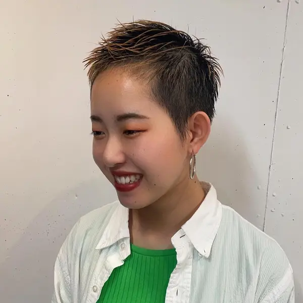 バズ坊主 おしゃれ坊主こと「バズカット」で新たな自分に挑戦！似合う人は